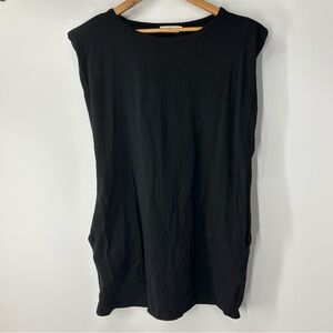 Clarisbelle | Chic Black Sleeveless Muscle Tee Small